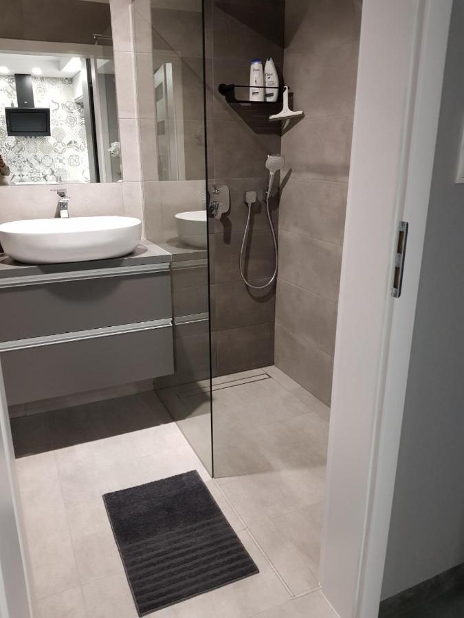 Apartament Batorego 7 Z Parkingiem Gdynia Buitenkant foto